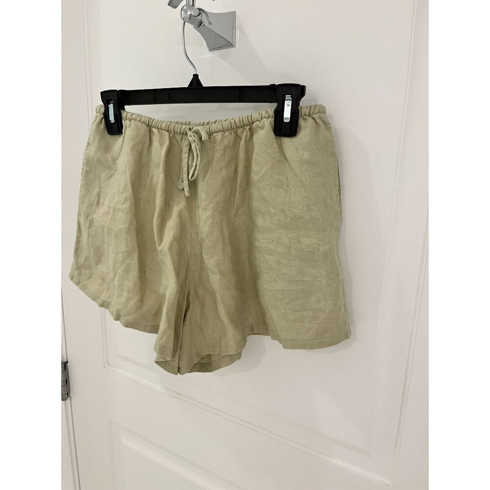 NWOT Reformation Zoey Linen Shorts in Dried Herb Size SMALL - Picture 6 of 9